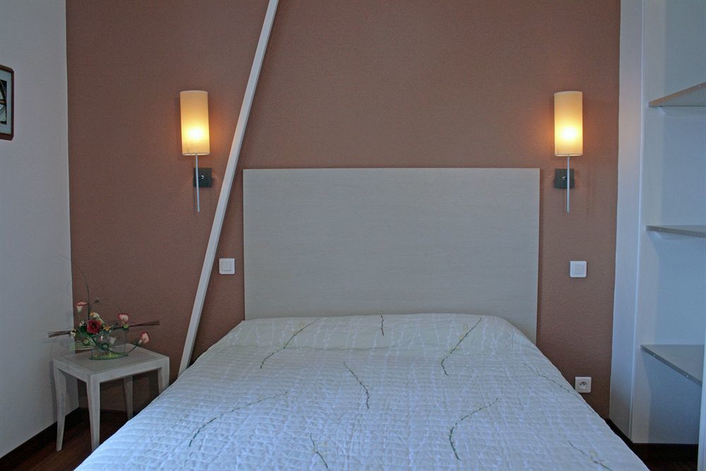 Hotel De Perros, The Originals Boutique Ngoại thất bức ảnh