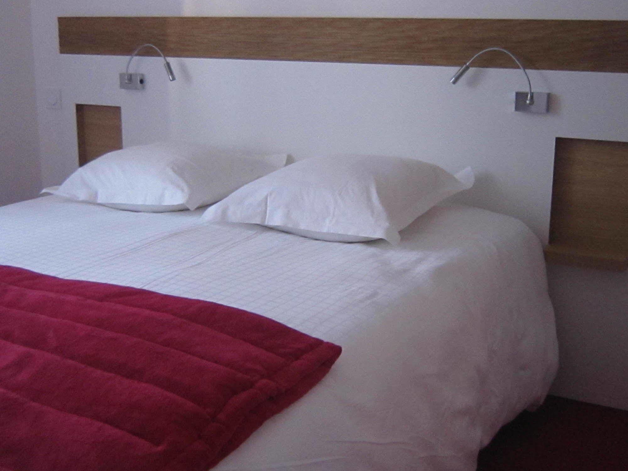 Hotel De Perros, The Originals Boutique Ngoại thất bức ảnh